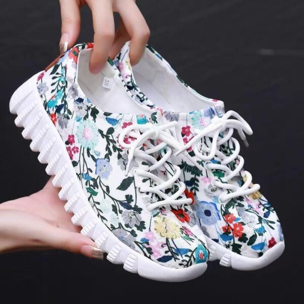 Womens Soft-soled Non-slip Casual Floral-print Sneakers