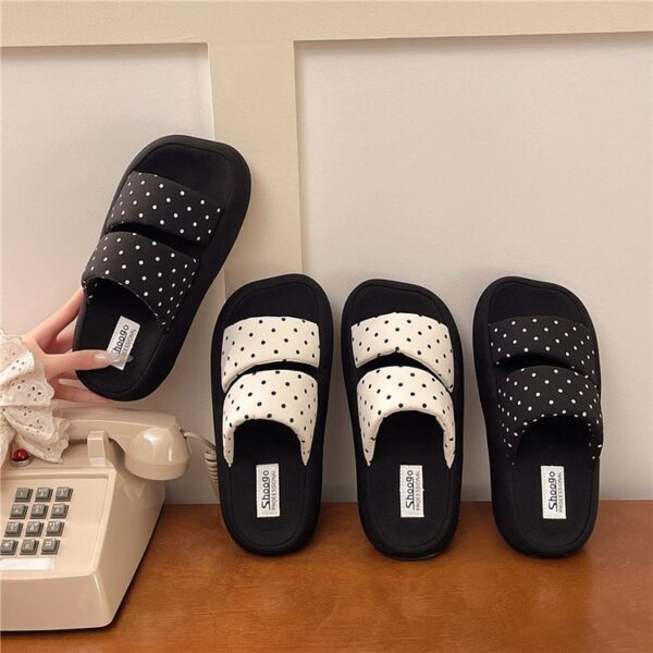 Sponge Cake Thick Sole Height Increasing Casual One-piece Slippers, Small And Versatile Cool Slippers