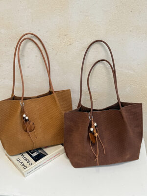 Commuter Vintage Large-capacity Underarm Bag New Casual Style